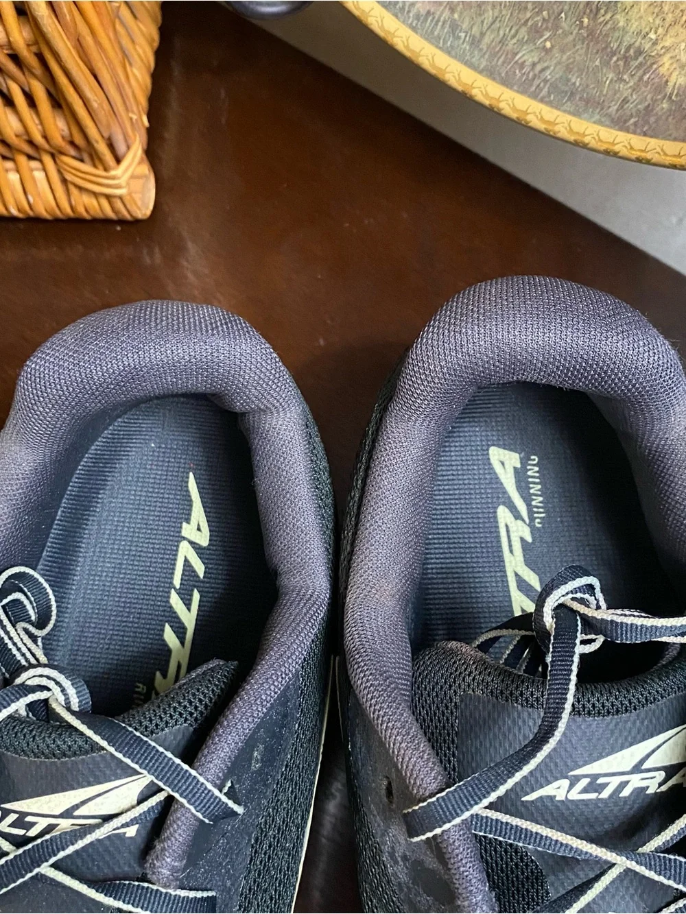 Altra rivera men